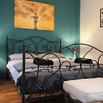 Rustikal Trifft Modern, Bar Keller, Terrasse, 2 Schlafzimmer Tatil Evi