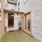 Rustikal Trifft Modern, Bar Keller, Terrasse, 2 Schlafzimmer