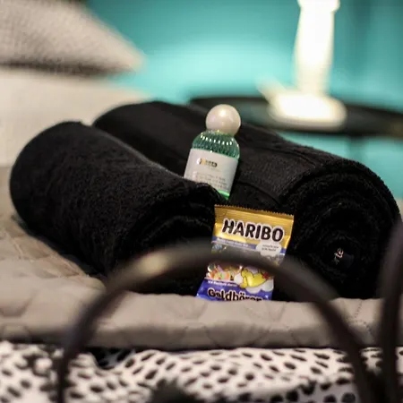 Rustikal Trifft Modern, Bar Keller, Terrasse, 2 Schlafzimmer Casa vacanze *