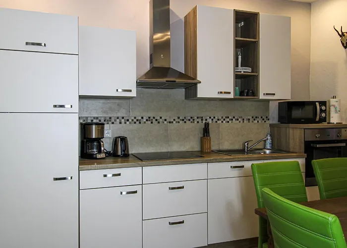 Rustikal Trifft Modern, Bar Keller, Terrasse, 2 Schlafzimmer