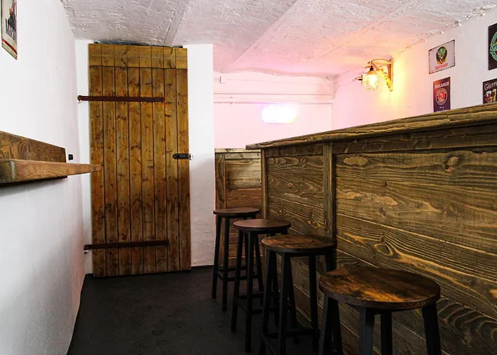 بيت للعطل Rustikal Trifft Modern, Bar Keller, Terrasse, 2 Schlafzimmer