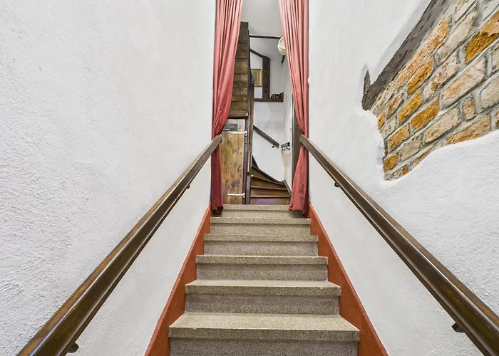 بيت للعطل Rustikal Trifft Modern, Bar Keller, Terrasse, 2 Schlafzimmer